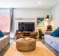 Pandanas Apartments 17B - Mollymook Beach - Accommodation Daintree