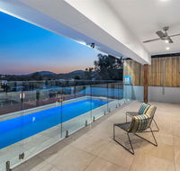 Panoramic Views Villa Birdwood Terrace 4 Bedroms - Toowong - Accommodation Daintree