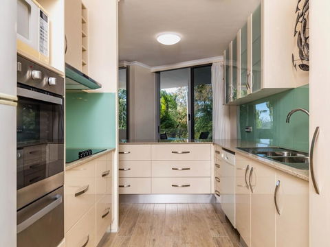 Paringa 8 - Palm Cove - Accommodation Daintree 1