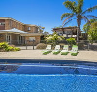 Paw Up Luxury Villa in Rye - Accommodation Daintree