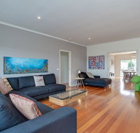 Paws Up Poolside - Accommodation Daintree
