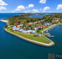 Peninsula Court 6 - Accommodation Daintree
