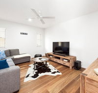 Pet Friendly new house Peregian Breeze Drive Peregian Beach - Accommodation Daintree
