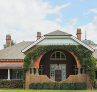 Petersons Armidale Winery and Guesthouse - Accommodation Daintree