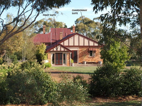 Pierrepoint Bed & Breakfast - Accommodation Daintree 0