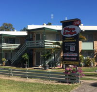 Pine Lodge - Accommodation Daintree