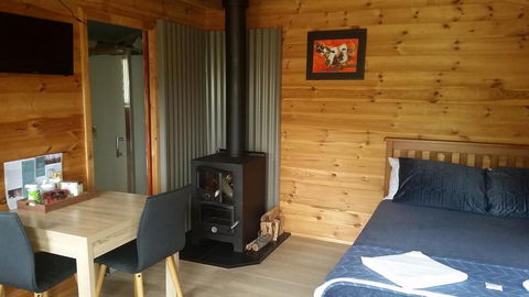 Pleasant Mountain Retreat - Accommodation Daintree 2