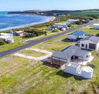 Plovers Rest at Cape Douglas - Accommodation Daintree