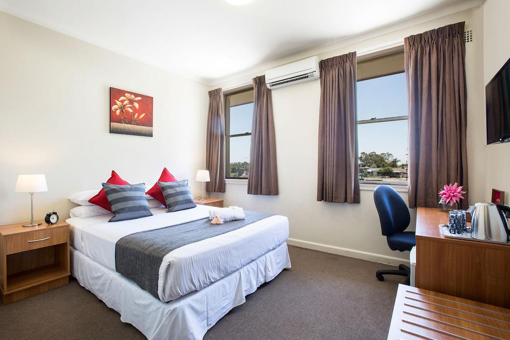 Mount Pritchard NSW Accommodation Daintree