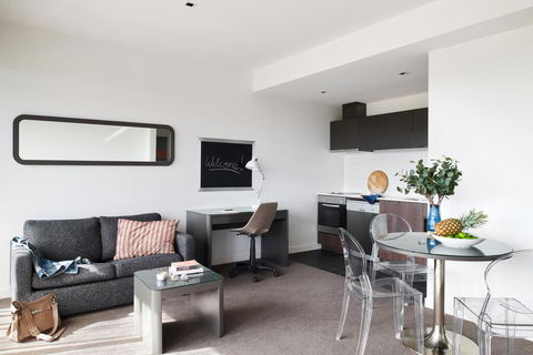 Punthill Dandenong - Accommodation Daintree 0
