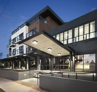 Quality Hotel Lakeside - Accommodation Daintree
