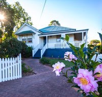 Queen Bee Cottage Milton - Accommodation Daintree