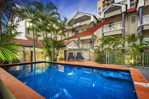 Quest On Story Bridge - Accommodation Daintree 0