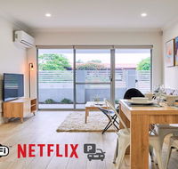 Quiet Large Balcony Living - Accommodation Daintree
