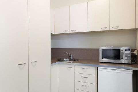 Redcliffe Motor Inn - Accommodation Daintree 1