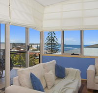 Reef - Located at Lennox Head - Accommodation Daintree