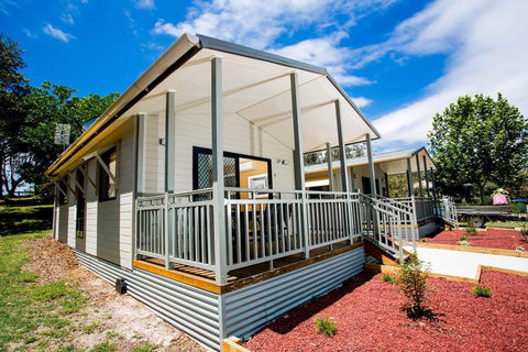 Reflections Holiday Parks Eden - Accommodation Daintree 0