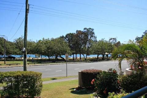 RIVERVIEW, UNIT 6, CURRUMBIN - Accommodation Daintree 0