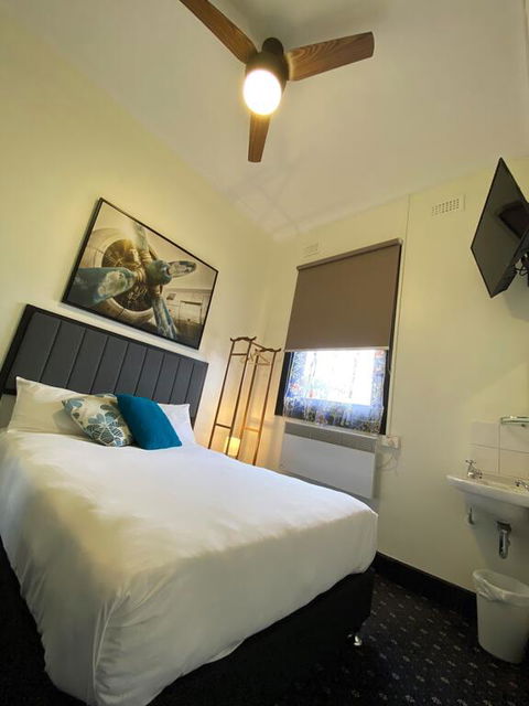 Rooms At Carboni's - Accommodation Daintree 3
