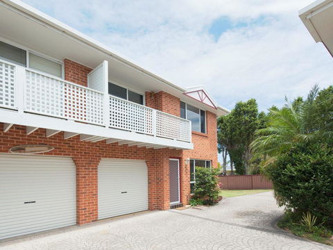 Sanctuary @ Fingal Bay - Accommodation Daintree 3