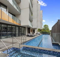 Sandy Hill Apartment by Ready Set Host - Accommodation Daintree