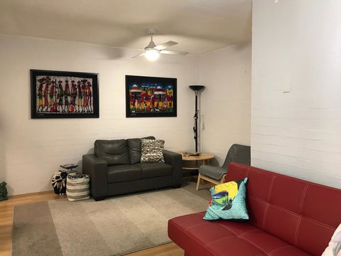 Santa Monica Apartment - Accommodation Daintree 2