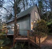 Santosa Cottage Sassafras - Accommodation Daintree