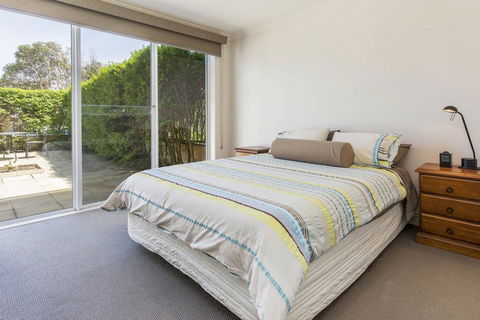 SEA GRANGE - MORNINGTON - Accommodation Daintree 1