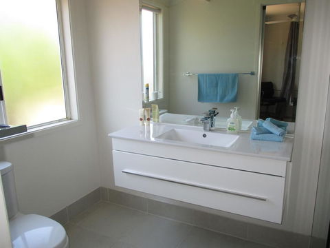 Sea Renity In Dundowran - Accommodation Daintree 1