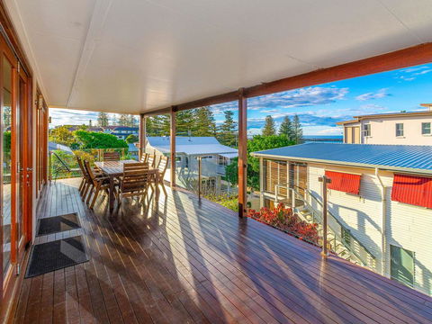 Seagrass House - Great House Near The Beach - Accommodation Daintree 3