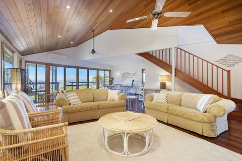 Seascape @ 19 Pindari - Privacy, Space, Views - Accommodation Daintree 3