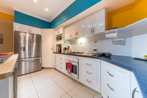 Seaside Hideaway- Hideaway Bay - Accommodation Daintree 2