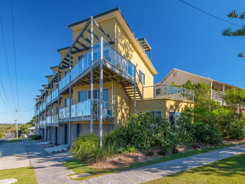 Seaspray Unit 7 Straight Across The Road From Main Beach Yamba - Accommodation Daintree 3