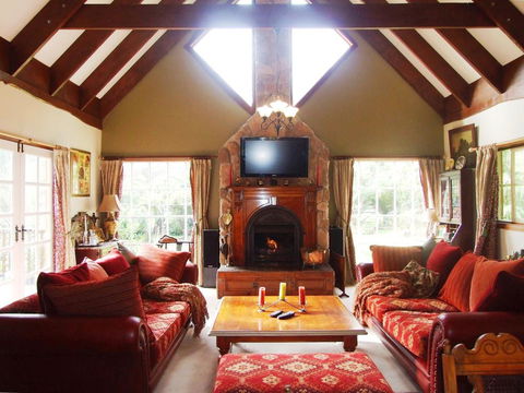 Shakespeare's Wilderness Chalet - Accommodation Daintree 1