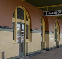 Shamrock Hotel Motel Temora - Accommodation Daintree