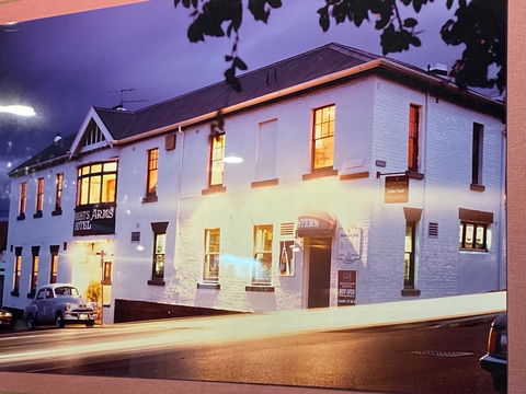 Shipwrights Arms - Accommodation Daintree 0