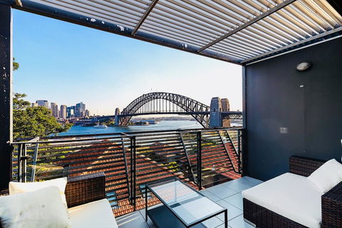 Short Stay Breathtaking Sydney Harbour View Apartment - Accommodation Daintree 1