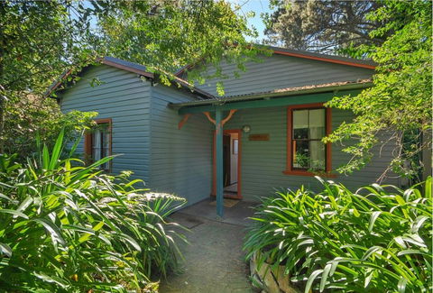 Sidneys Retreat - Accommodation Daintree 0