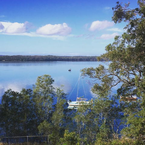 SilverWaters Waterfront Accommodation - Accommodation Daintree 3
