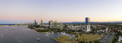 Sky Broadwater Apartments - Accommodation Daintree 1