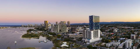Sky Broadwater Apartments - Accommodation Daintree 2