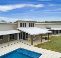 Skyline Farm House - Accommodation Daintree