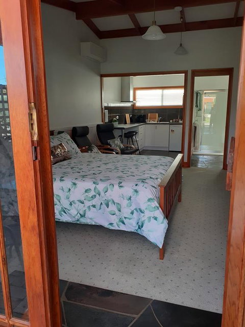 Sleepy Hollow Hideout (Hidout 2) - Accommodation Daintree 3