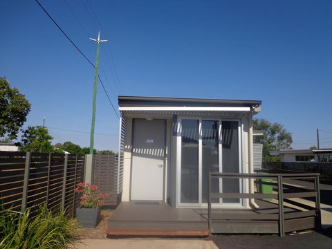 Smart Stayzzz Inns - Accommodation Daintree 2