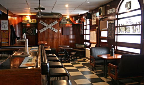 Southern Railway Hotel - Accommodation Daintree 3