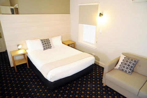 Sovereign Hill Hotel - Accommodation Daintree 1