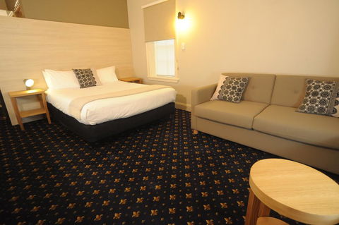 Sovereign Hill Hotel - Accommodation Daintree 2