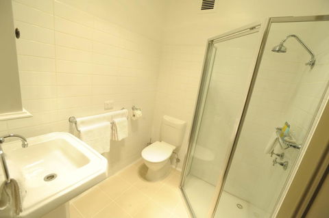 Sovereign Hill Hotel - Accommodation Daintree 3