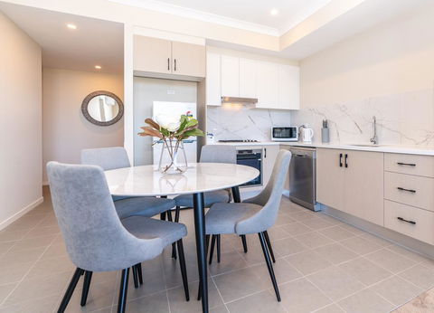 SP246-Brandnew Modern Apt In Penrith With Parking - Accommodation Daintree 3
