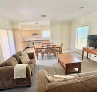 Spacious 2 Bed 2 Bath Villa - Central Location - Quiet - Accommodation Daintree